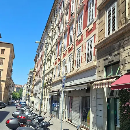 Habibi Guest house Trieste